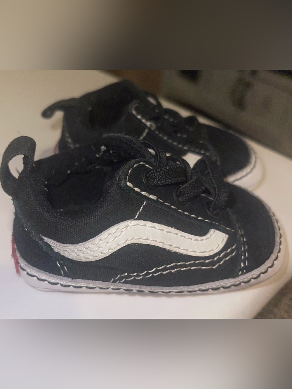 Vans off the wall old Skool classic Infant crib 2 black white soft
